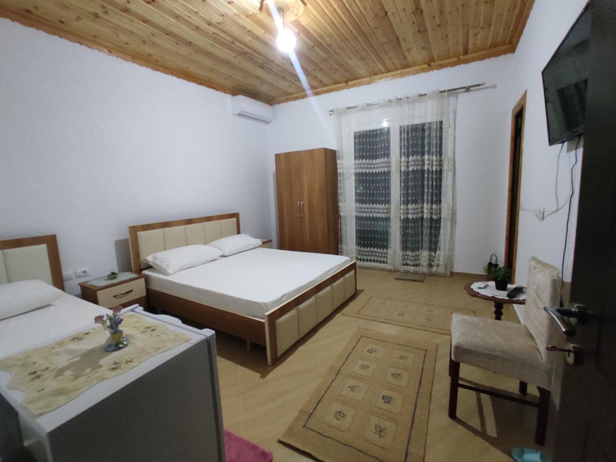 Dino Guest House Gjirokastra Kültér fotó