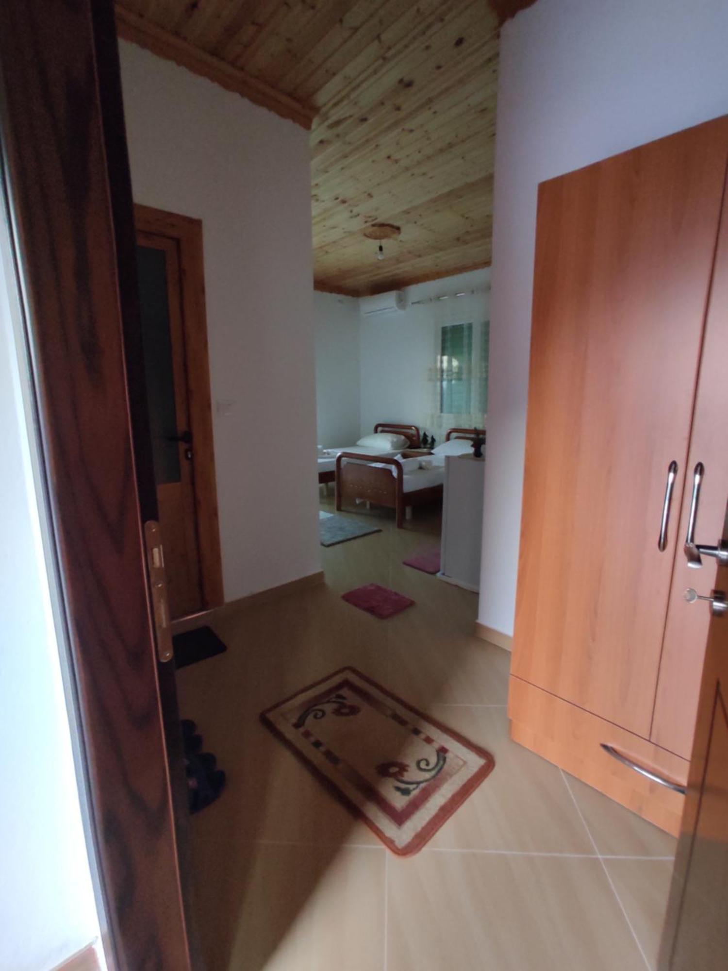 Dino Guest House Gjirokastra Kültér fotó