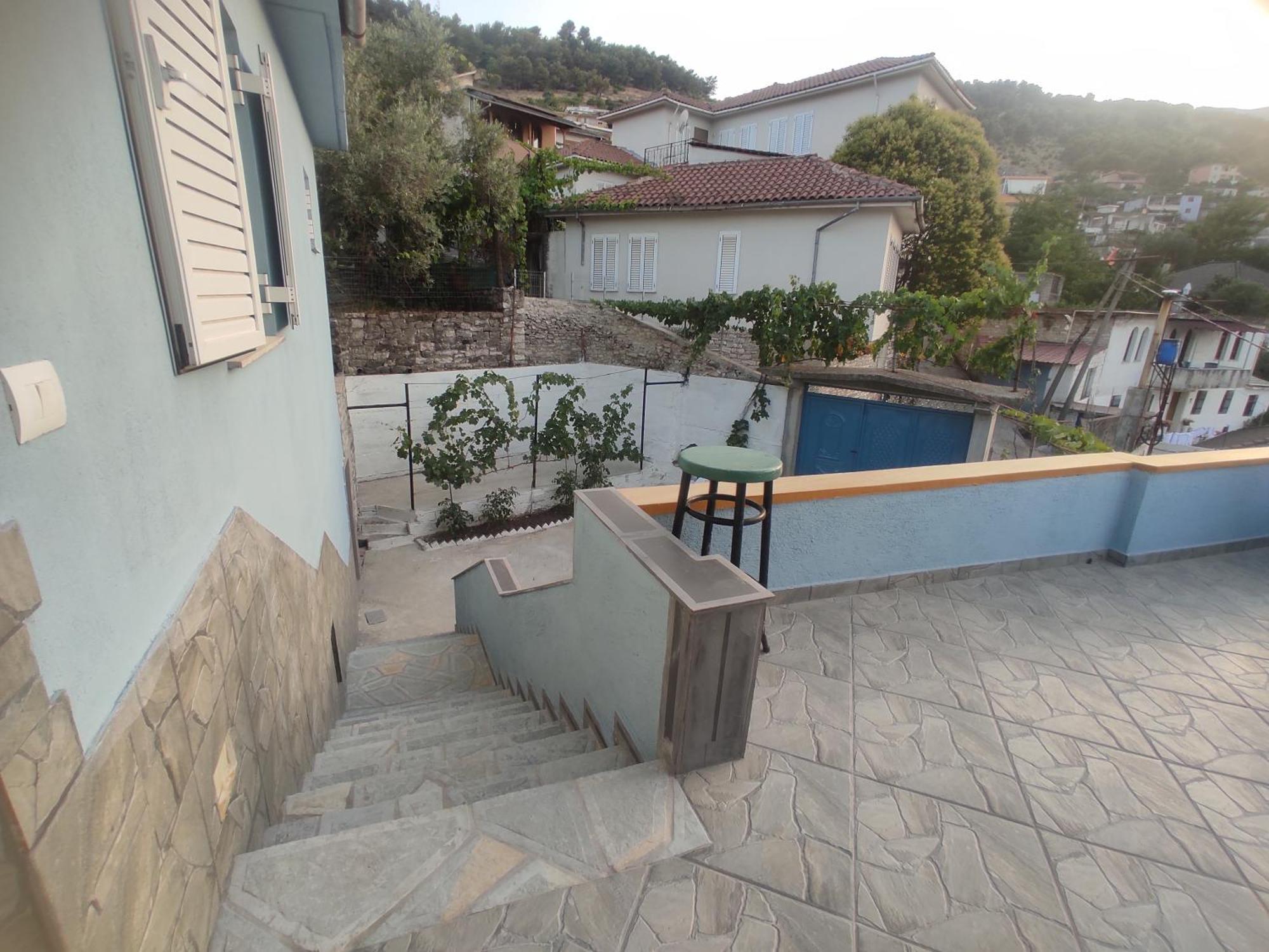 Dino Guest House Gjirokastra Kültér fotó